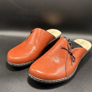 New Softsports Slip On Women's 7.5 W Brown Leather Upper Pull On Clog